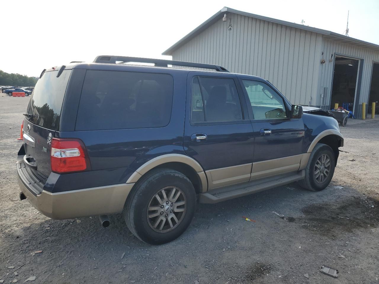 FORD EXPEDITION XLT