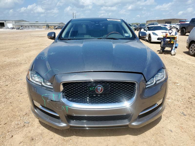 2017 JAGUAR XJ SAJWA1C74H8W09063