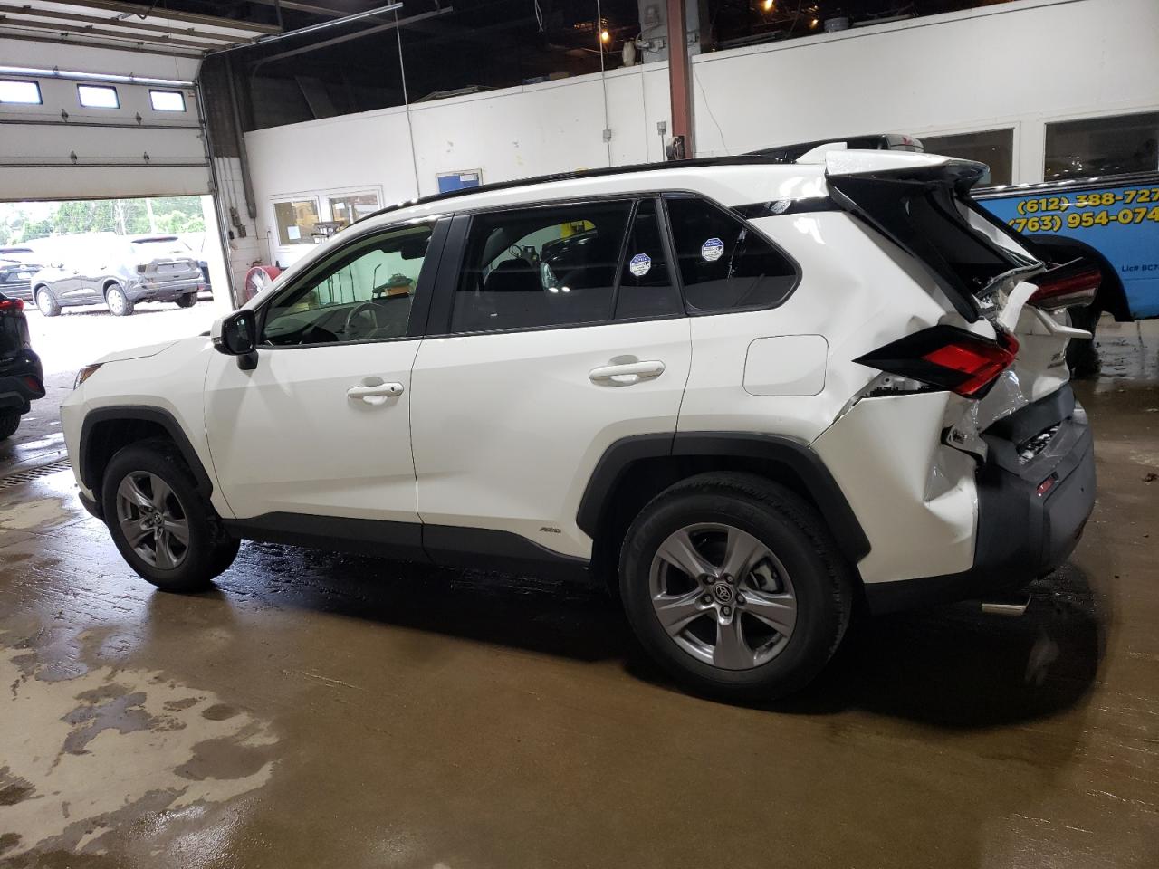TOYOTA RAV4 XLE