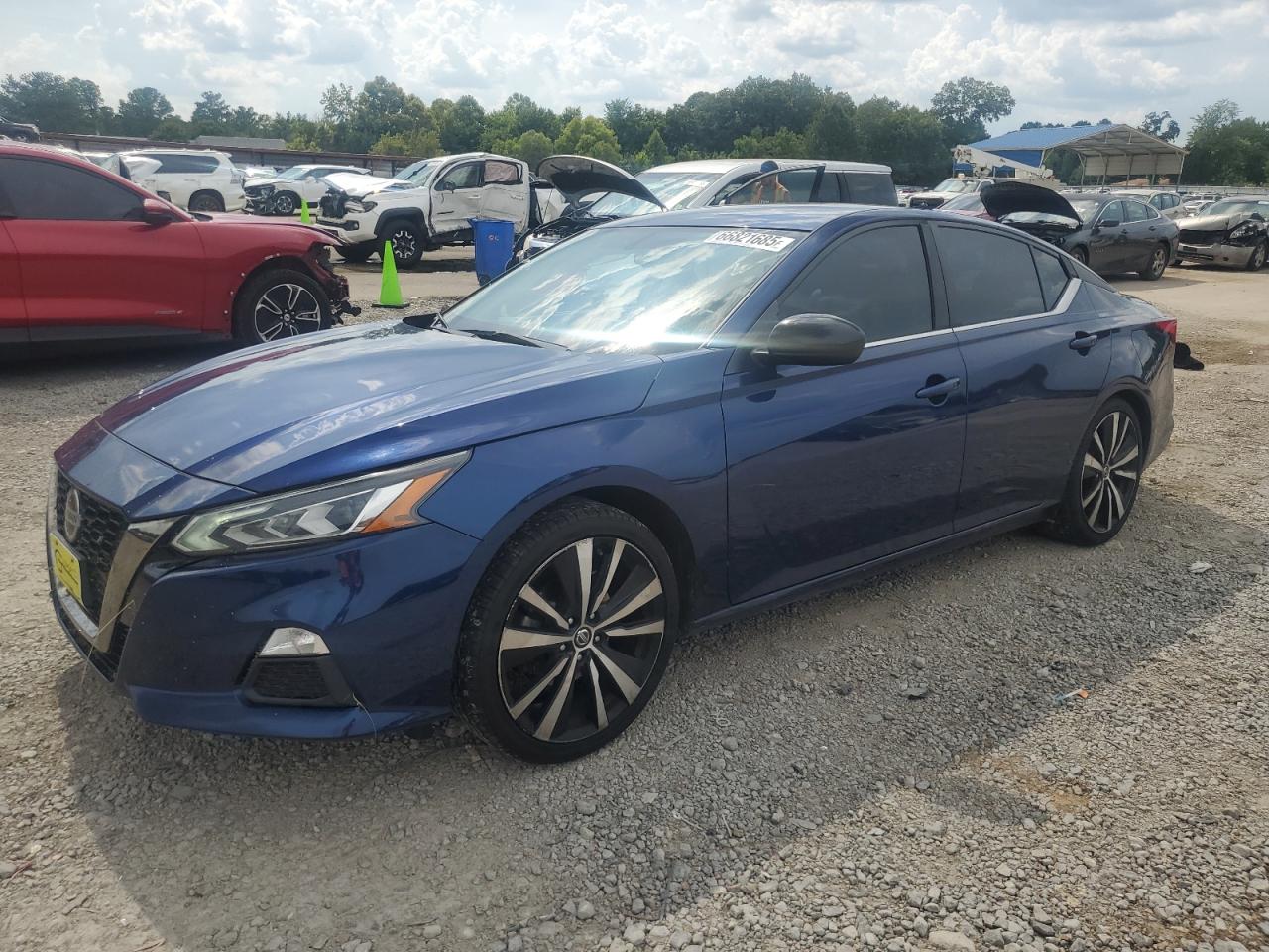 NISSAN ALTIMA SR