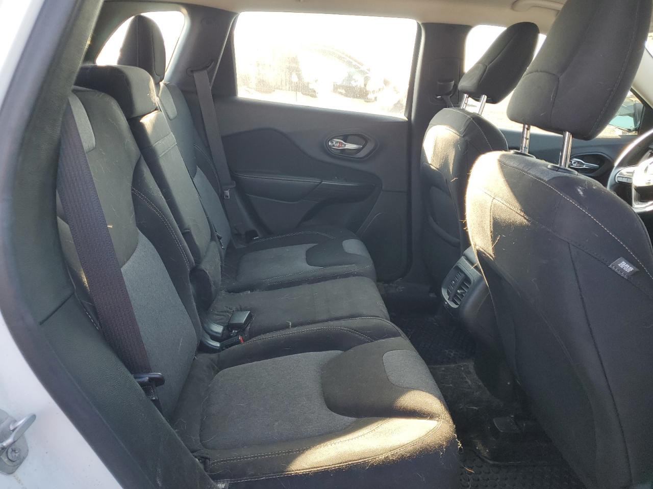 JEEP GRAND CHEROKEE SPORT