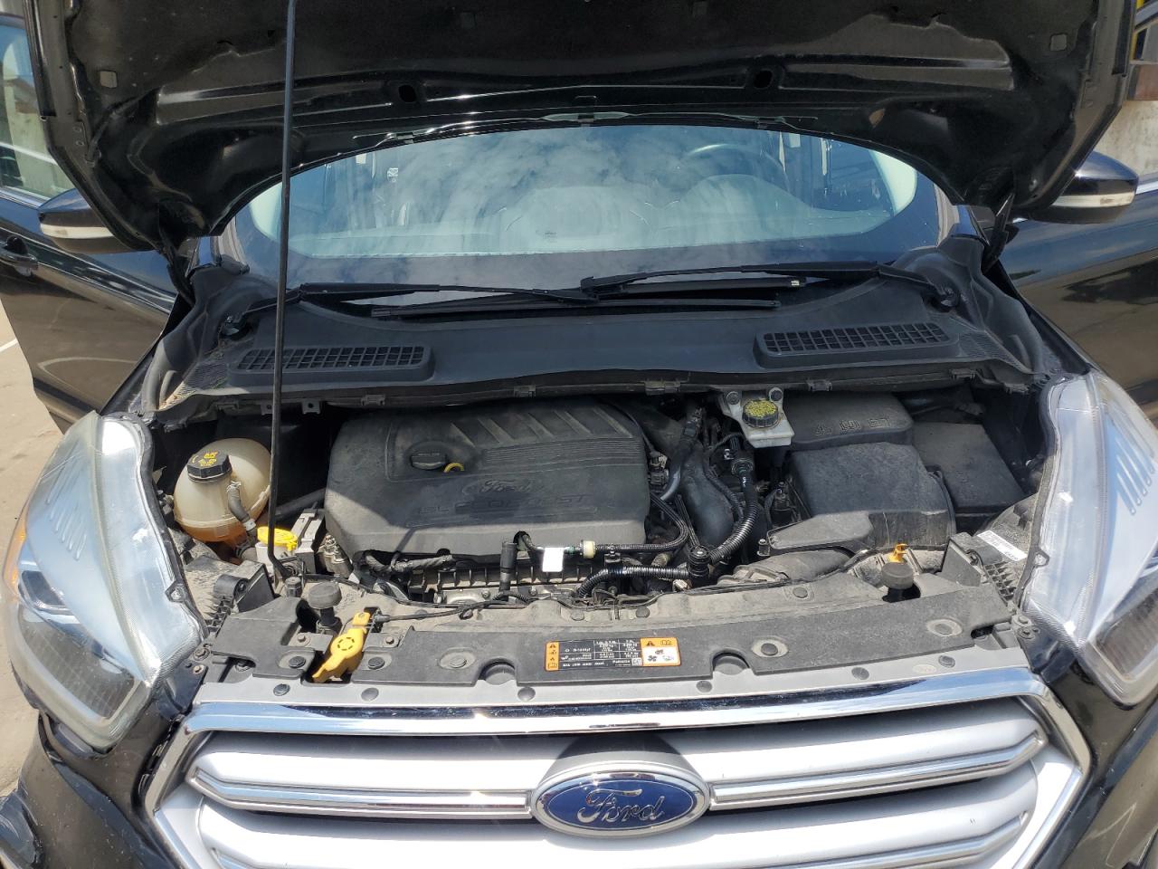 FORD ESCAPE TITANIUM