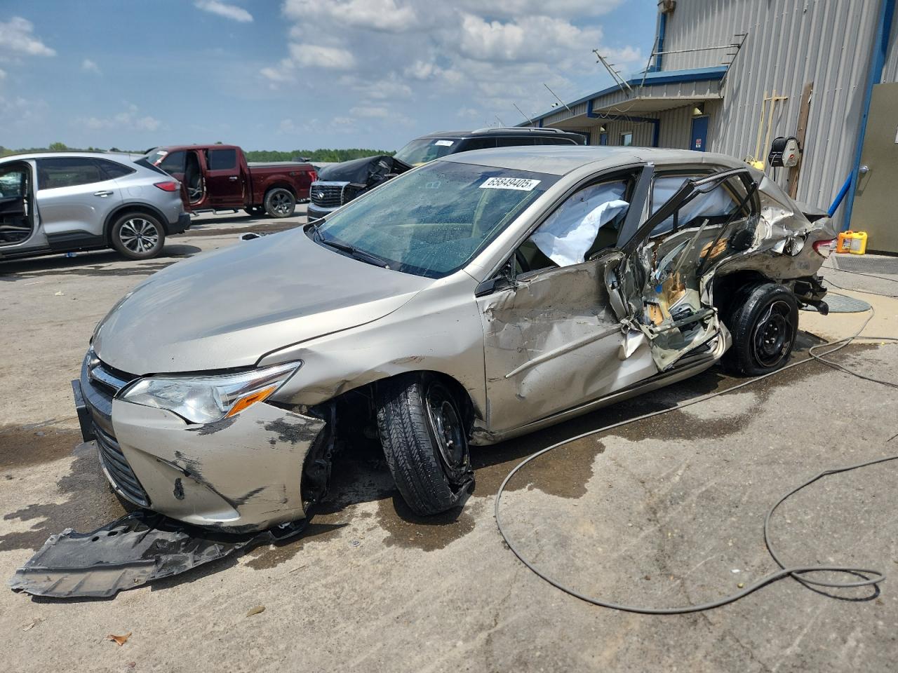TOYOTA CAMRY LE