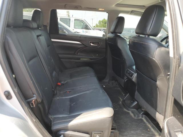 2019 TOYOTA HIGHLANDER 5TDJZRFH7KS576485