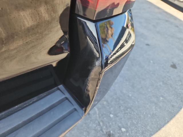 2018 CHEVROLET SUBURBAN C 1GNSCHKC0JR349377