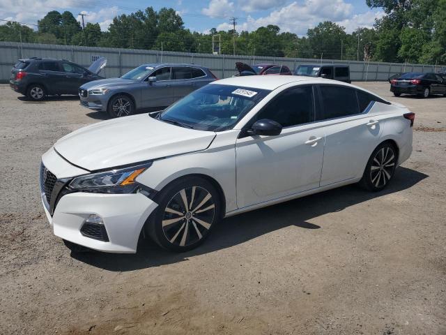 NISSAN ALTIMA SR