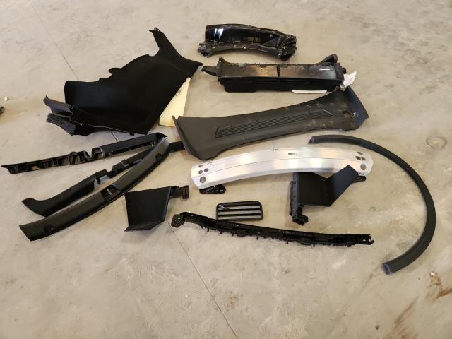 2024 TESLA MODEL Y 7SAYGDED2RF132793