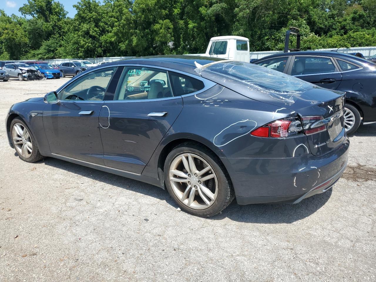 TESLA MODEL S 85D