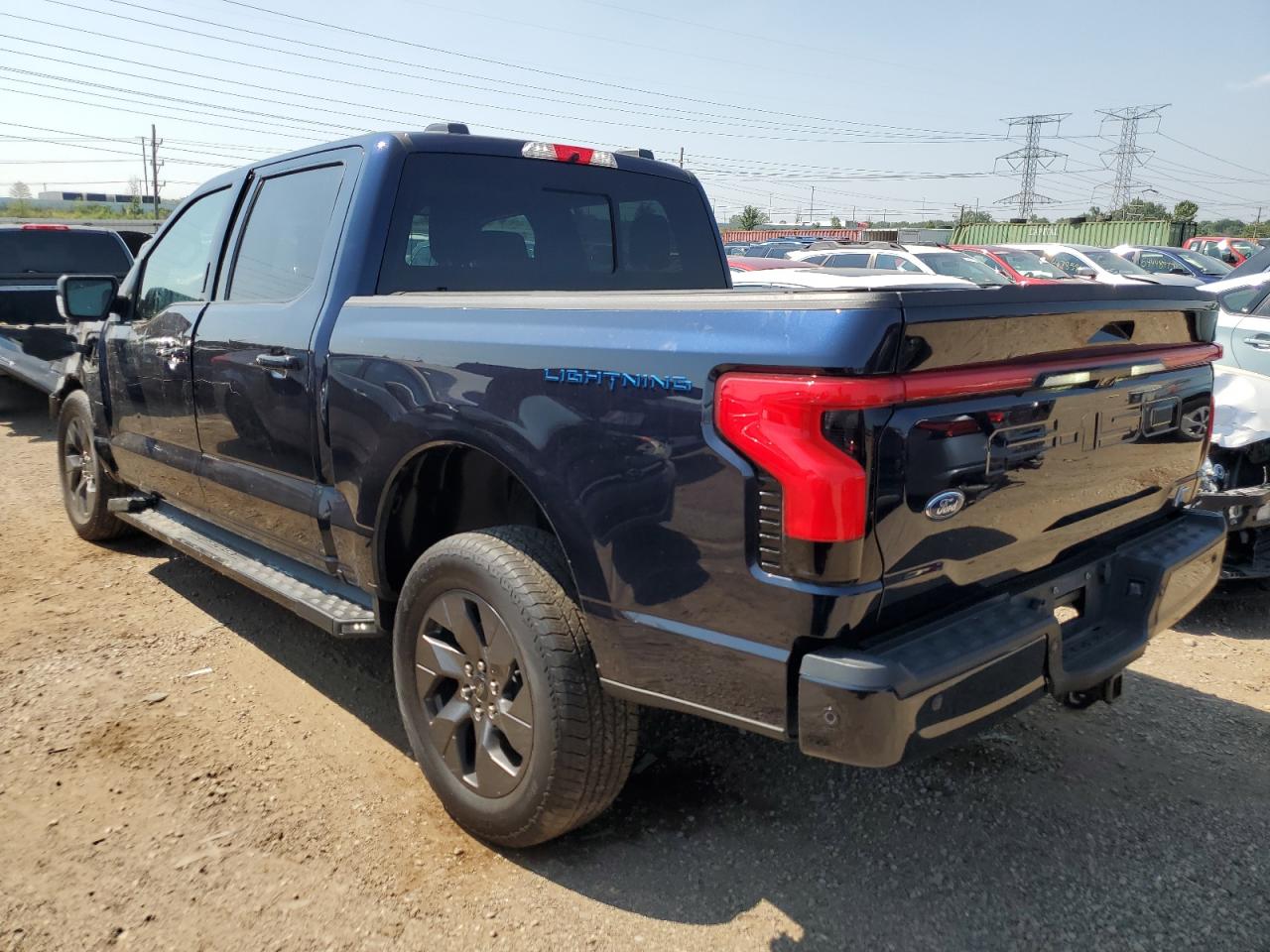 FORD F-150 LIGHTNING PRO