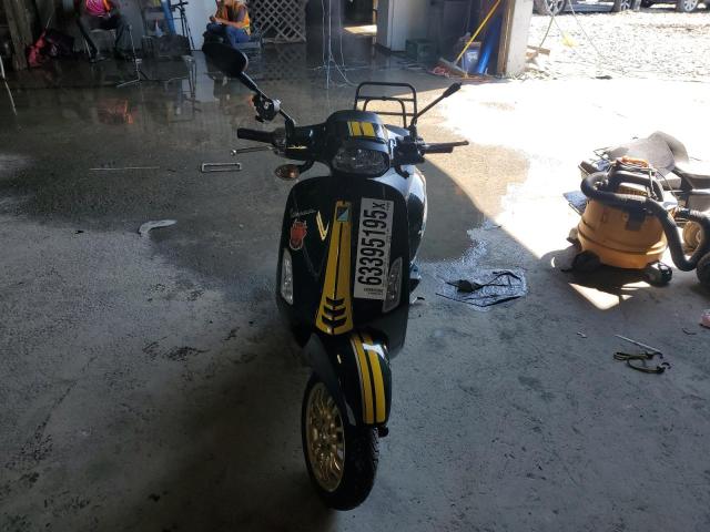 2022 VESPA PRIMAVERA/ ZAPM818G4N5802397