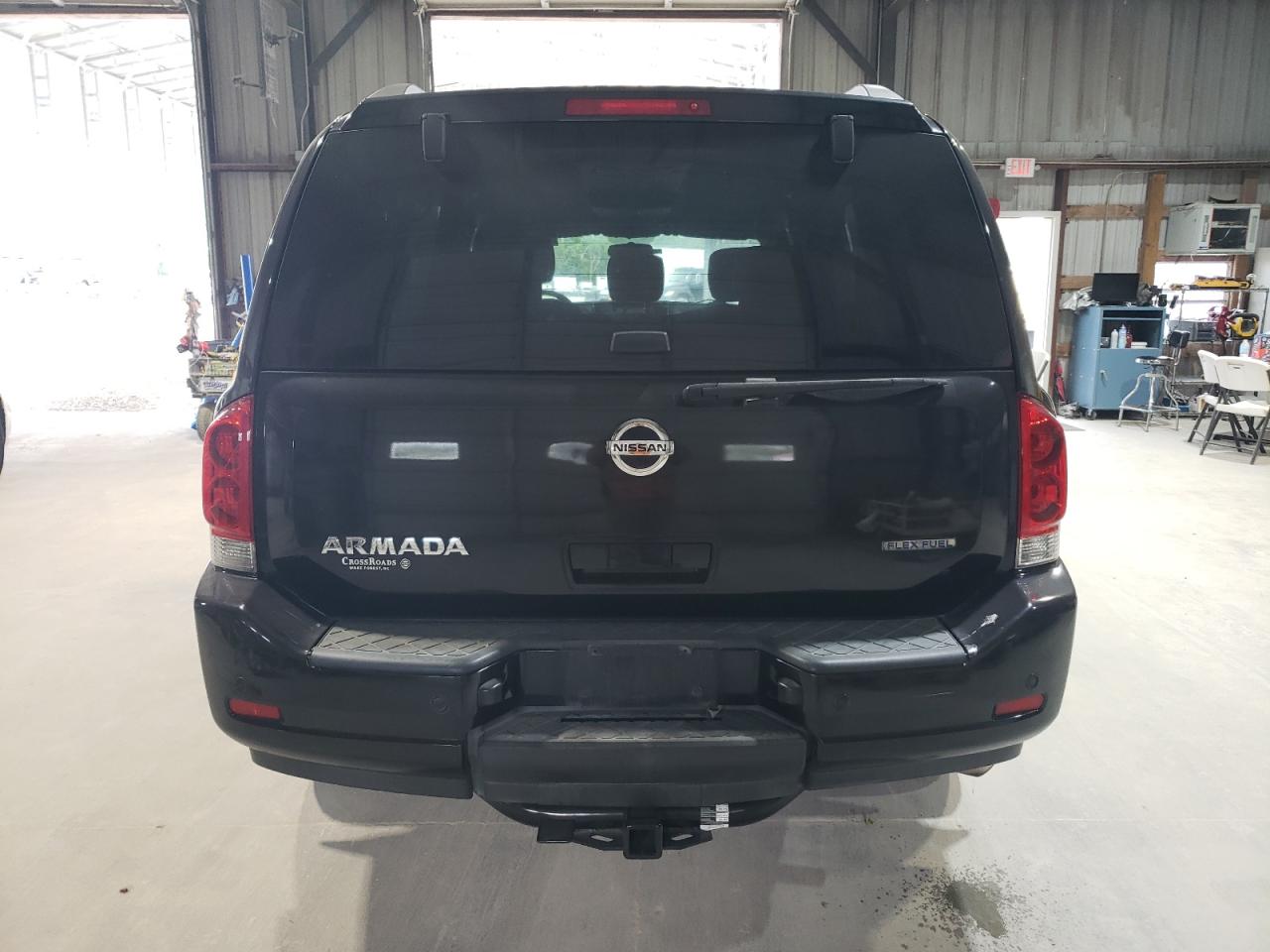 NISSAN ARMADA SV