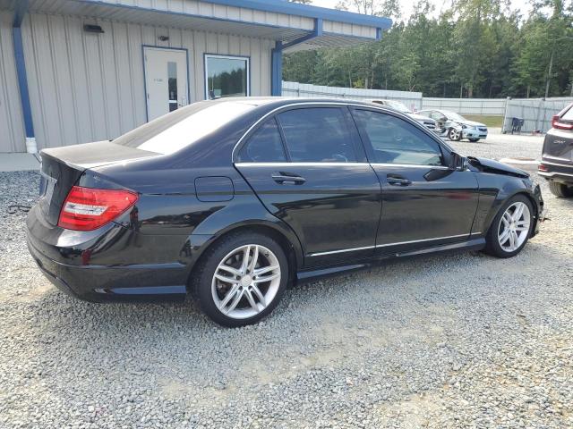 2013 MERCEDES-BENZ C 250 - WDDGF4HB2DR242077