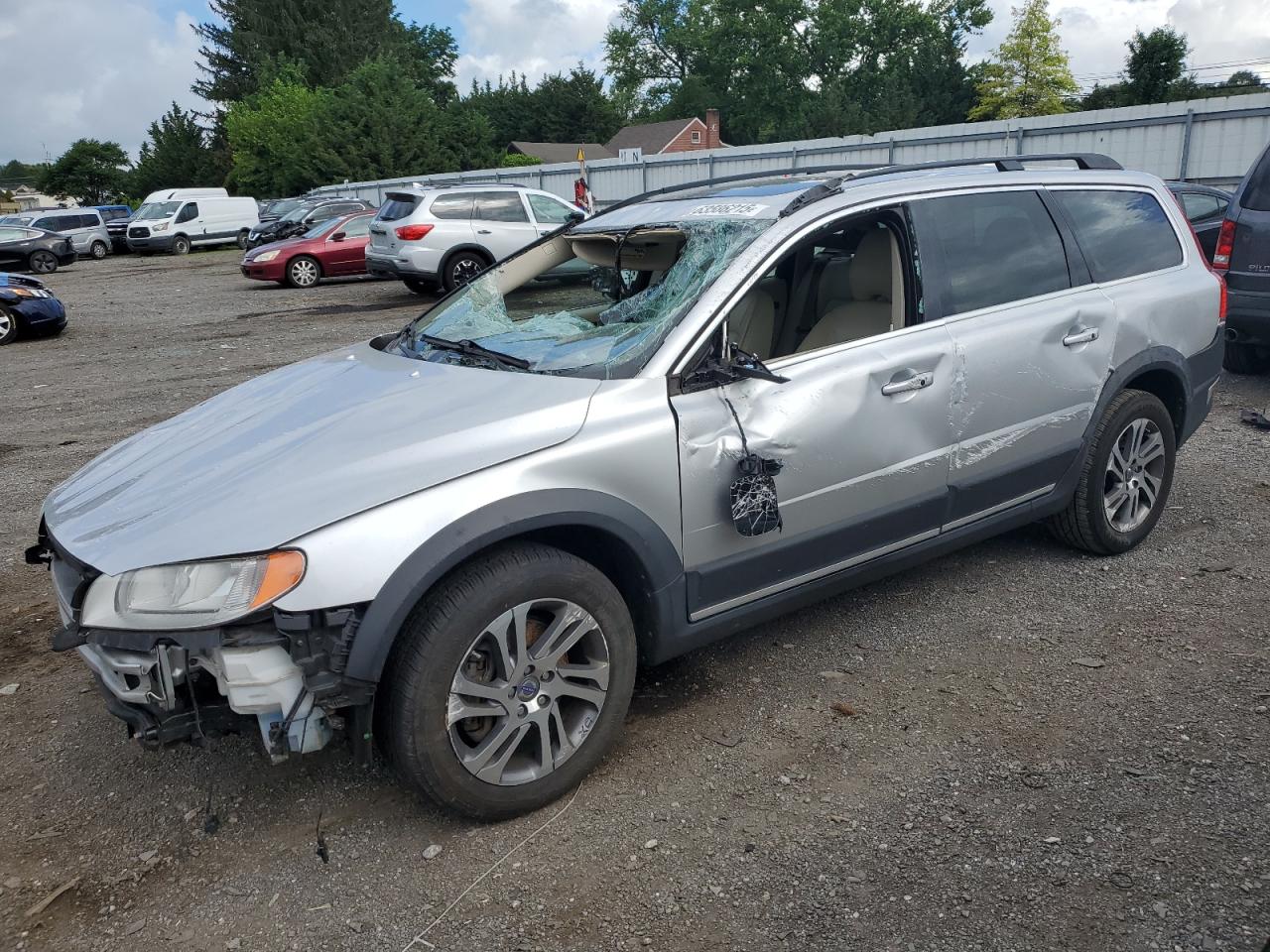 VOLVO XC70 T5 PREMIER+