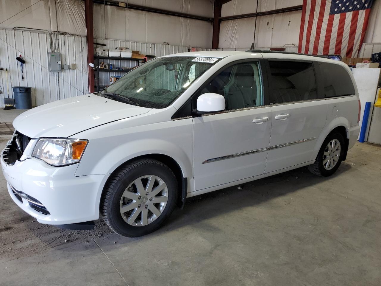 Lot #3207444168 2014 CHRYSLER TOWN & COU