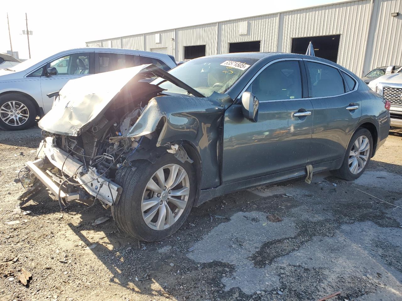 INFINITI M37