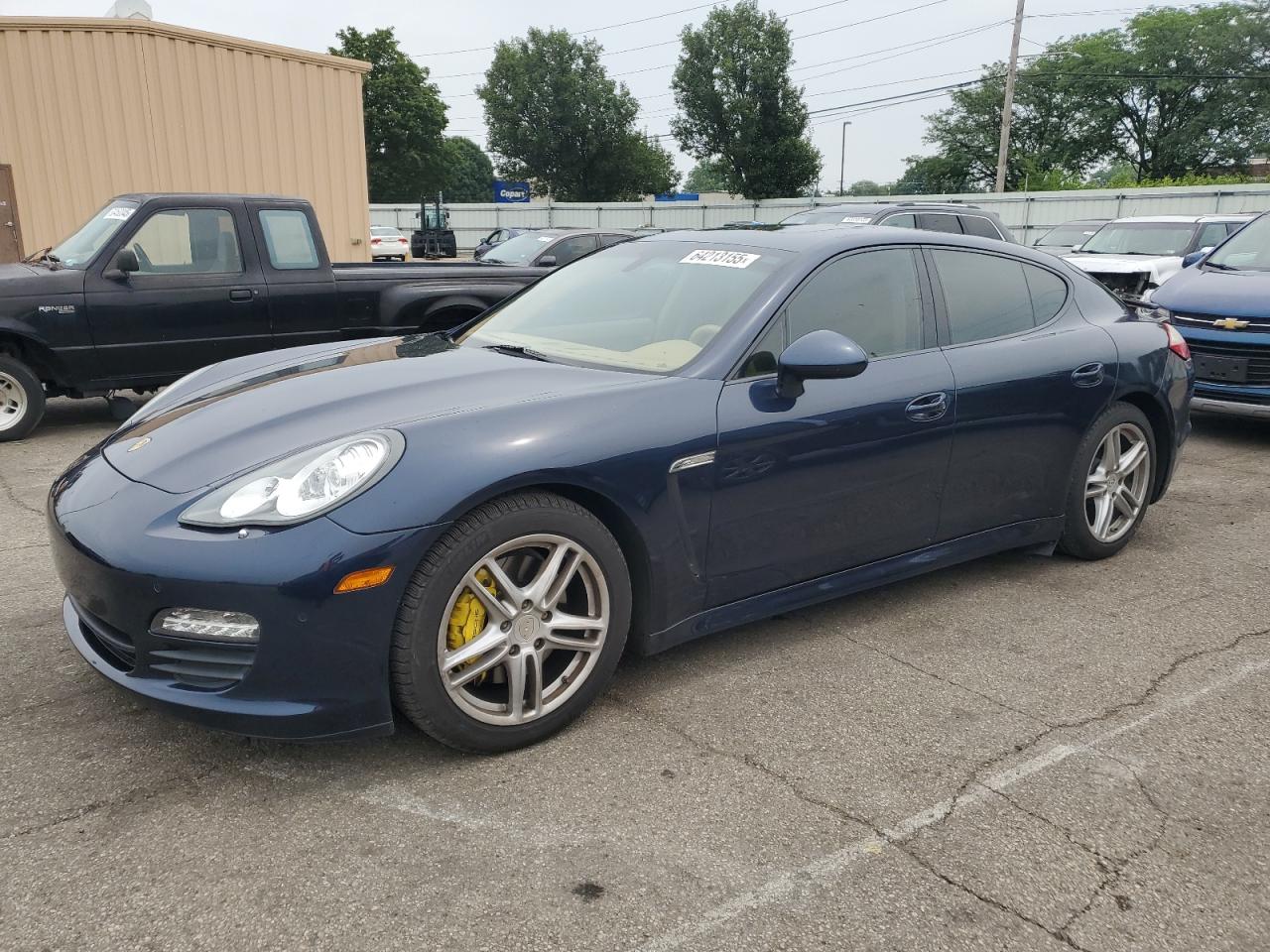 PORSCHE PANAMERA 2