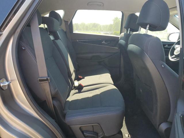 2017 KIA SORENTO LX 5XYPG4A39HG331398