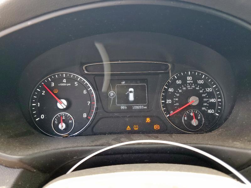 2016 KIA SORENTO LX 5XYPG4A51GG177656