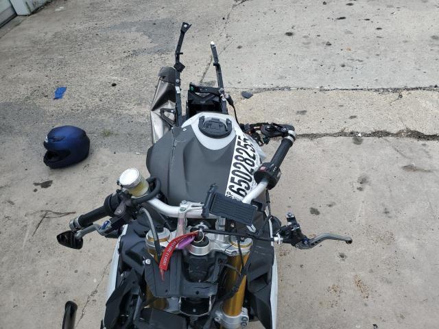 2015 BMW S 1000 R WB10D120XFZ199941