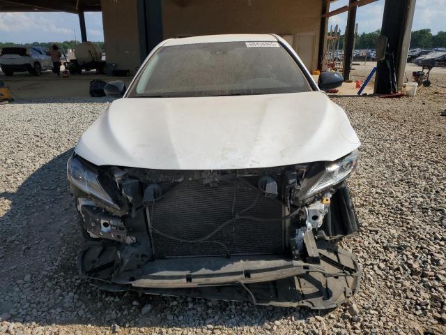2018 TOYOTA CAMRY L 4T1B11HK1JU551139