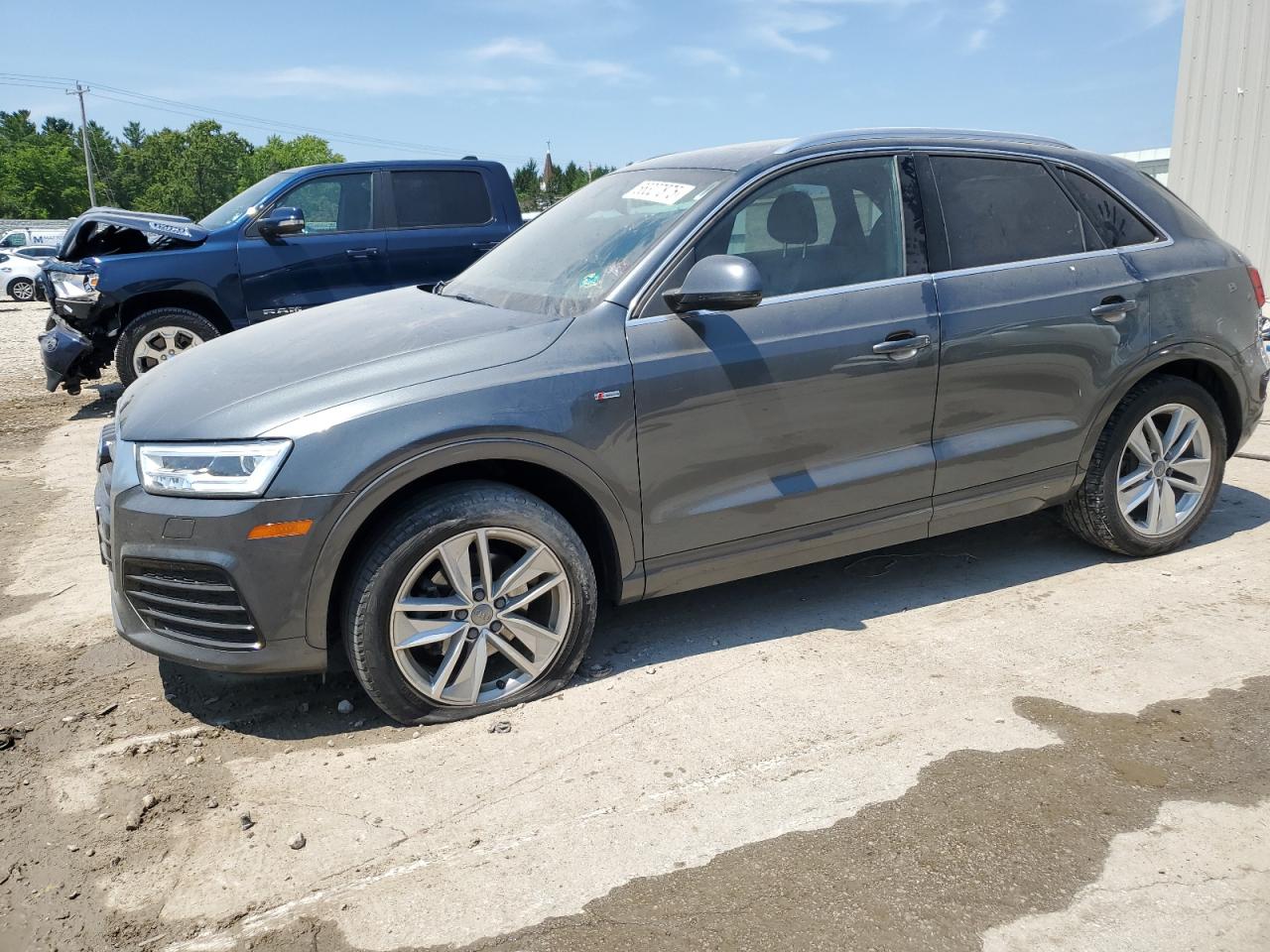 AUDI Q3 PREMIUM PLUS