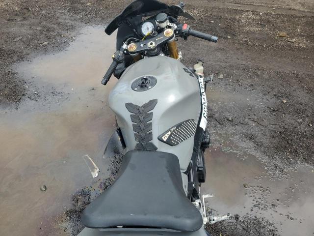 2004 SUZUKI GSX-R1000 JS1GT75A442105919