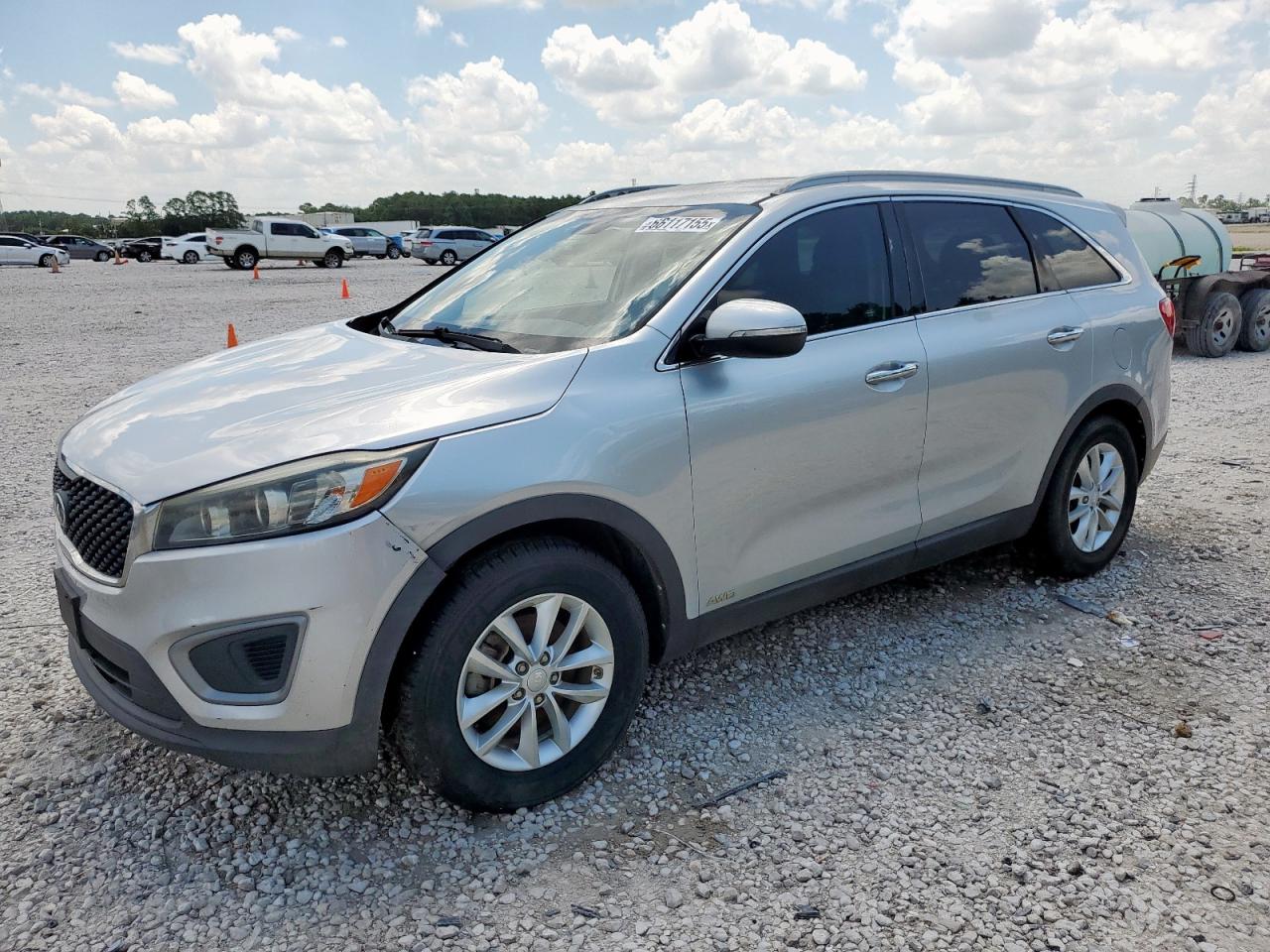 KIA SORENTO LX