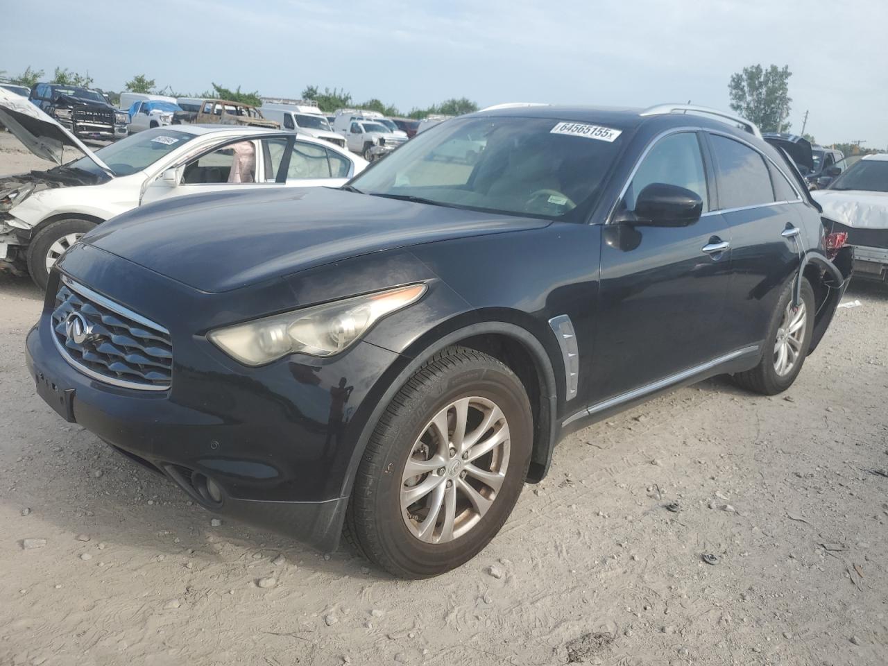 INFINITI FX35