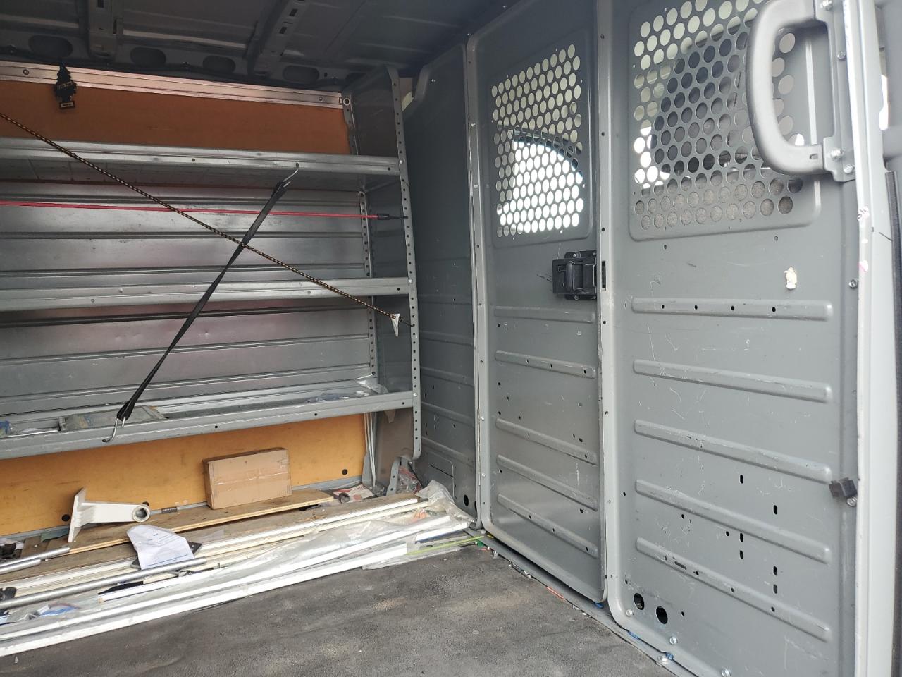 NISSAN NV1500 1500 S