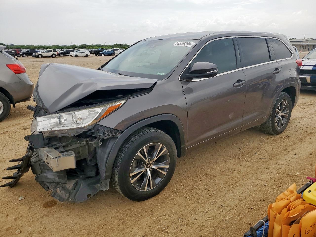 TOYOTA HIGHLANDER LE