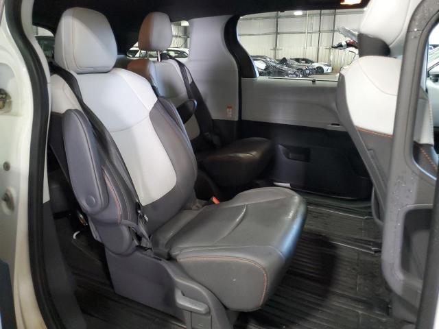 2021 TOYOTA SIENNA XSE 5TDXRKEC8MS017747