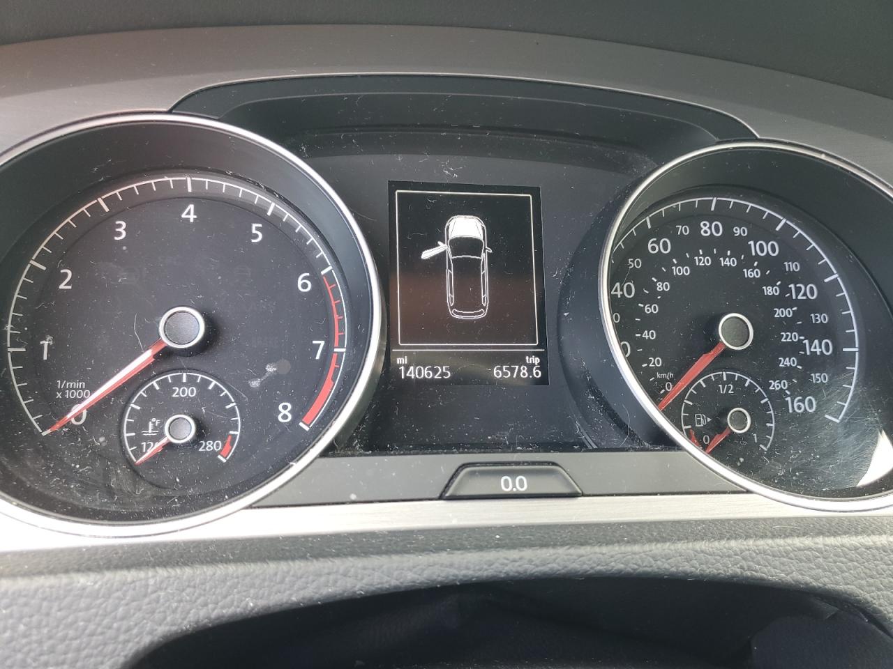 VOLKSWAGEN GOLF SPORTSVAN S