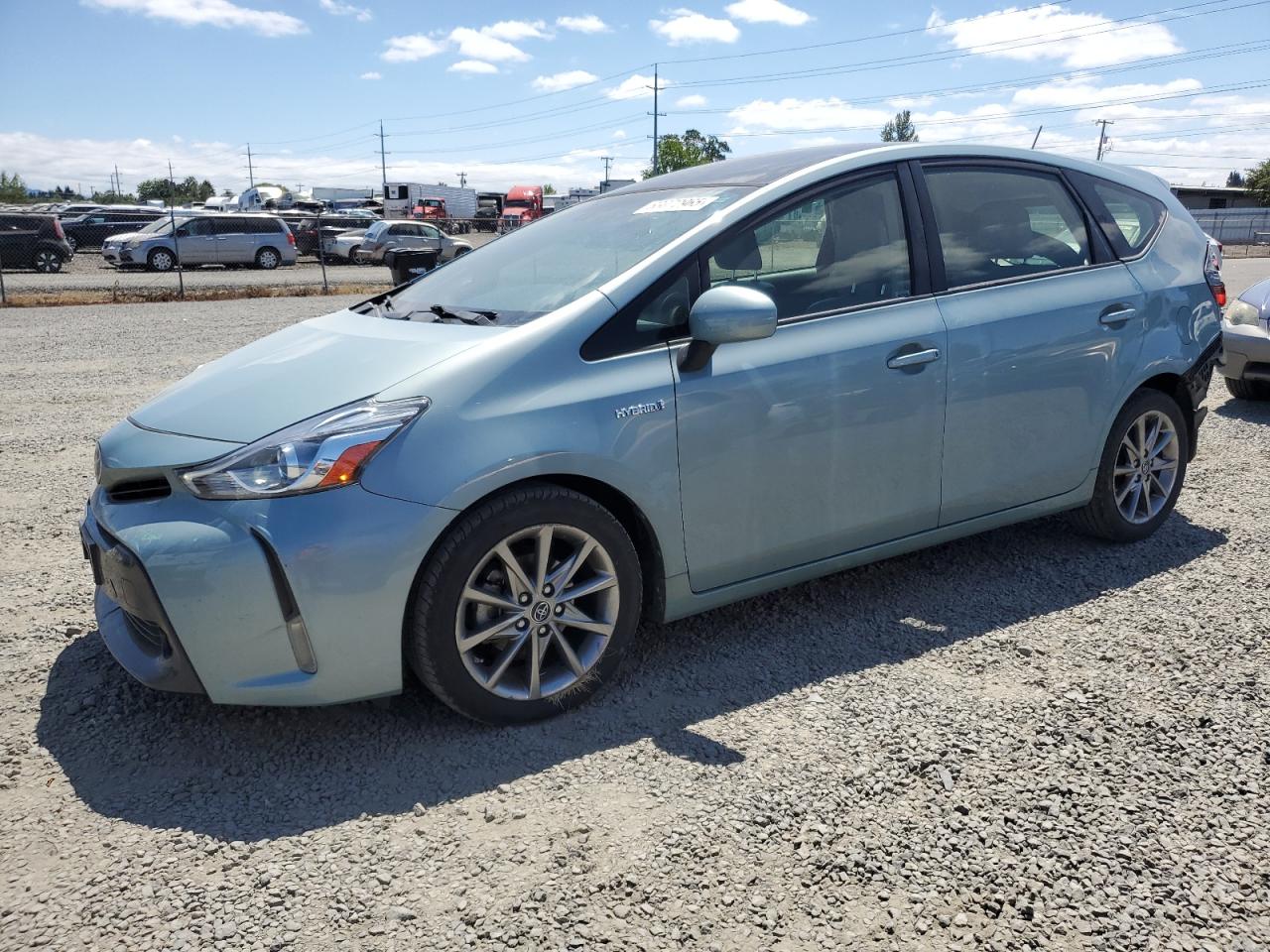 TOYOTA PRIUS V