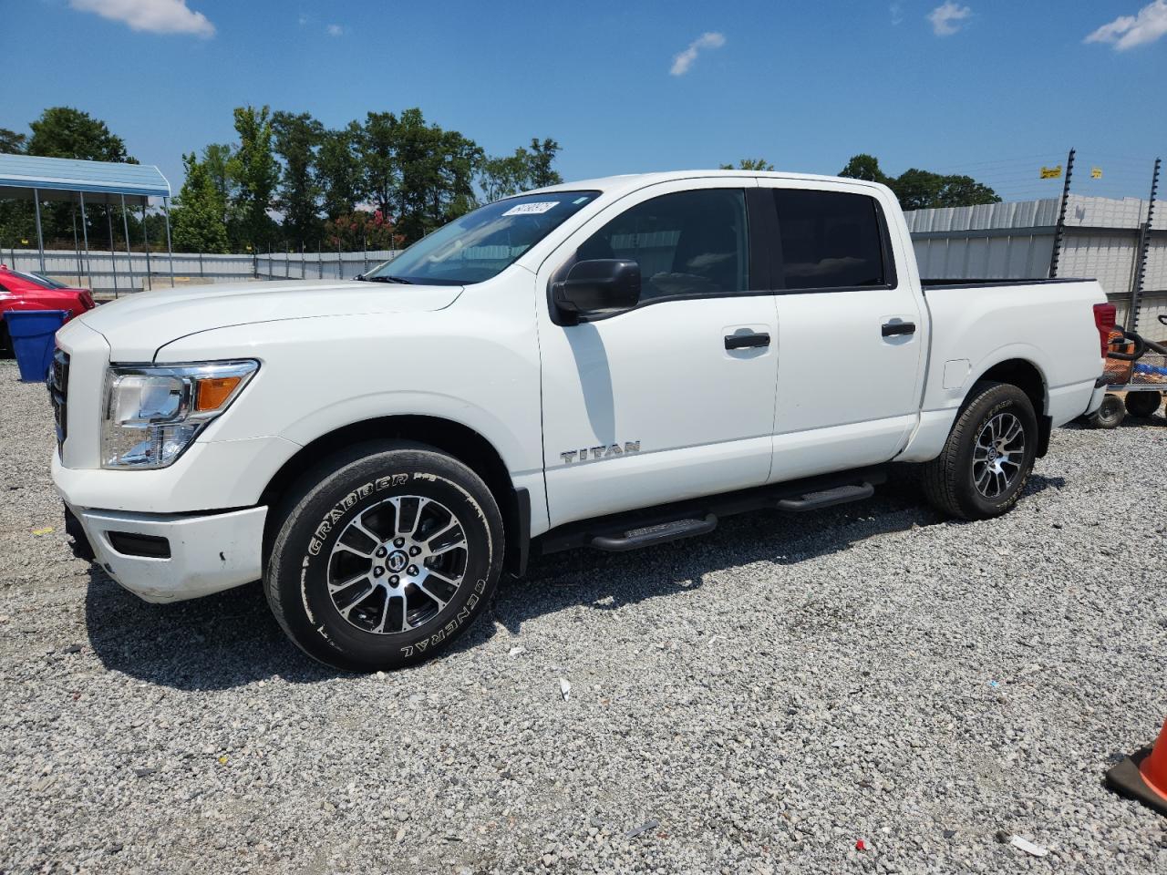 NISSAN TITAN S
