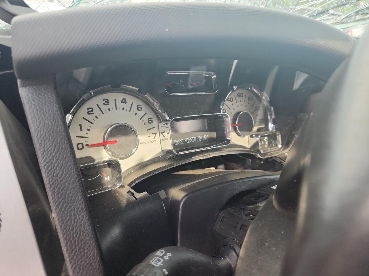 FORD EXPEDITION LIMITED