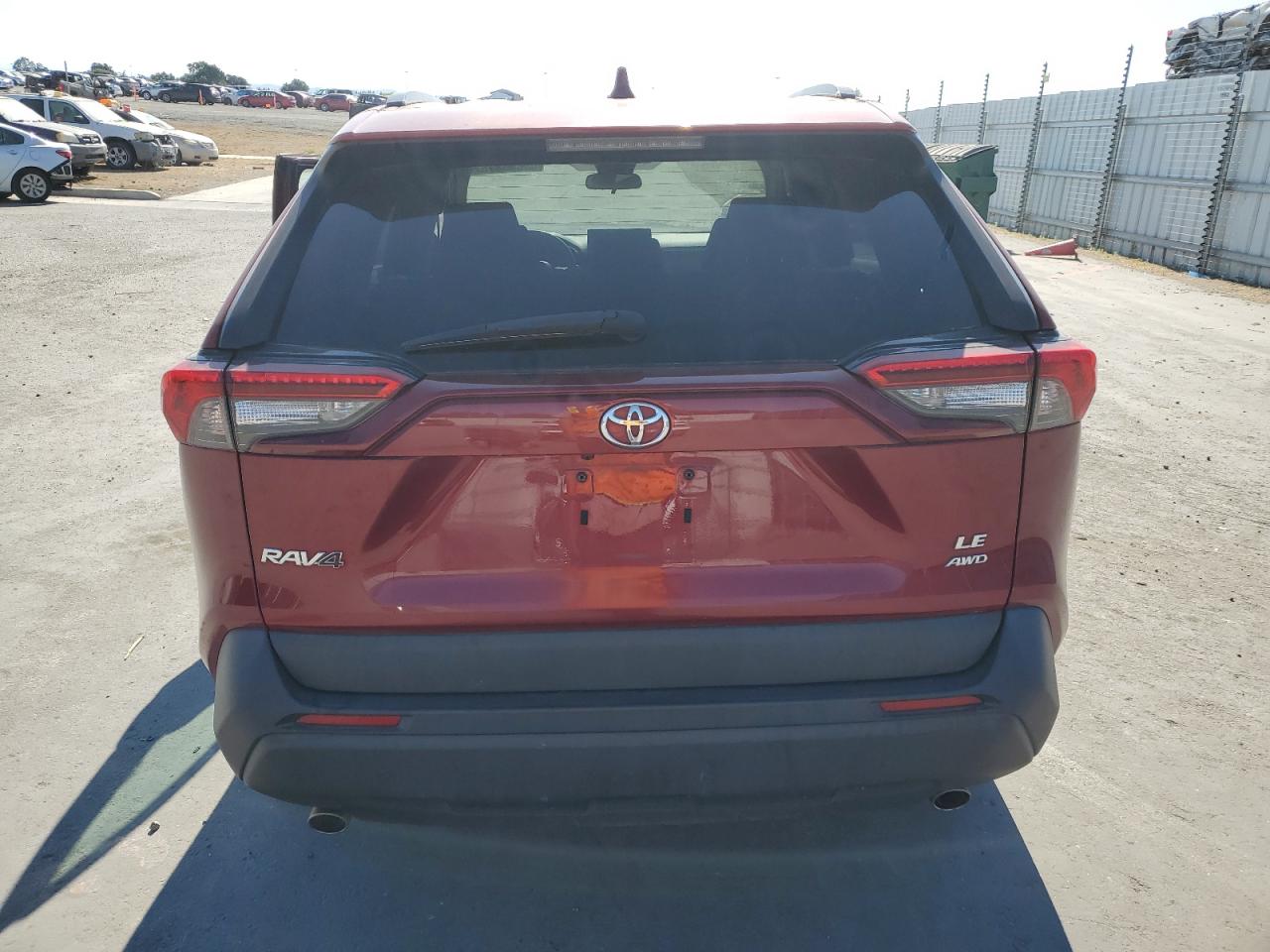TOYOTA RAV4 LE