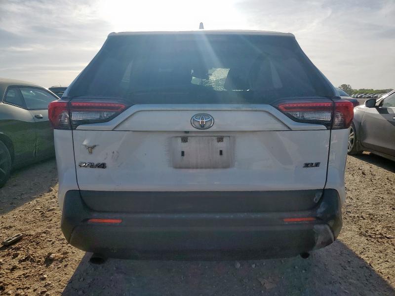 2019 TOYOTA RAV4 XLE P JTMC1RFV7KD005886
