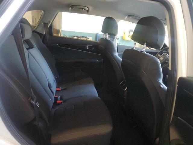 2017 KIA SORENTO LX 5XYPGDA36HG272973