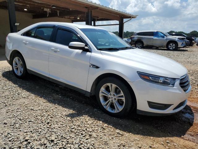 2018 FORD TAURUS SEL 1FAHP2E80JG132098