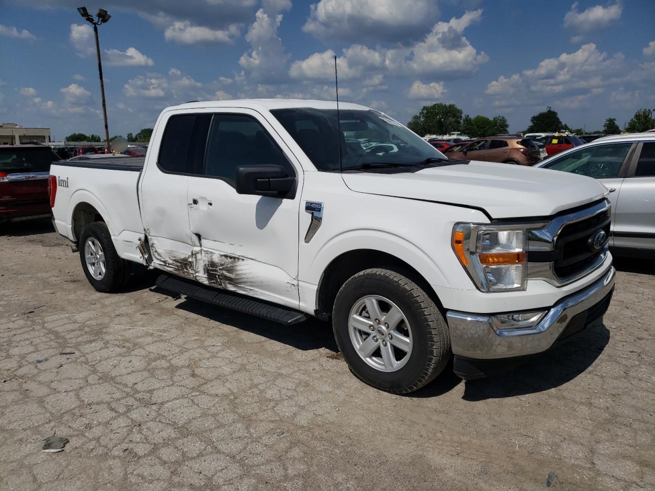 FORD F-150 SUPER CAB
