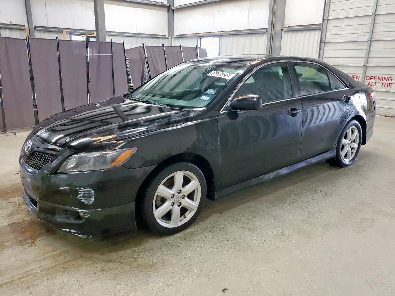 TOYOTA CAMRY BASE