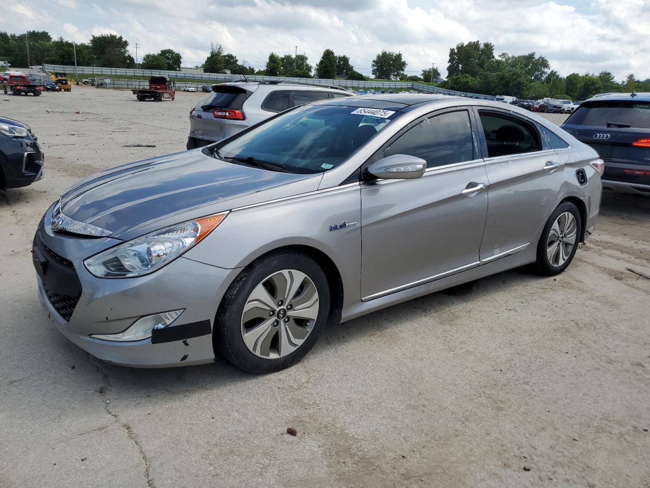 HYUNDAI SONATA HYBRID