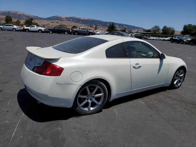 INFINITI G35 2004 white  gas JNKCV54E94M828465 photo #4