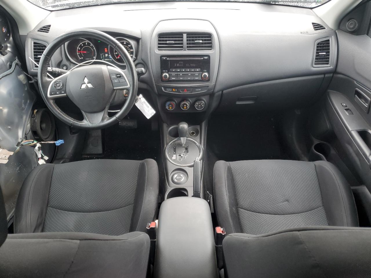 MITSUBISHI OUTLANDER ES