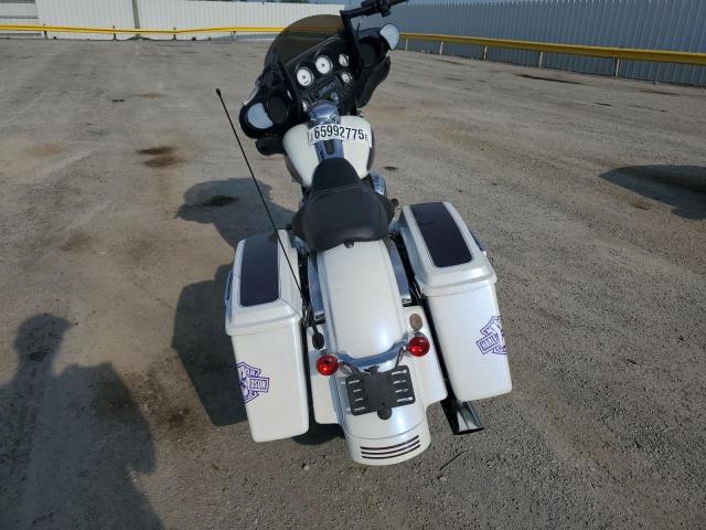 2010 HARLEY-DAVIDSON FLHX 1HD1KB416AB665003