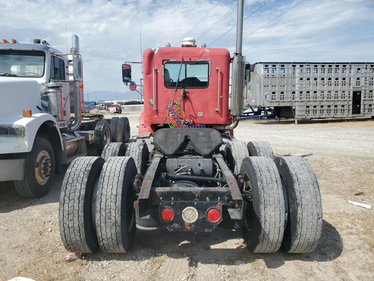 Lot #3311727217 2002 FREIGHTLINER CONVENTION