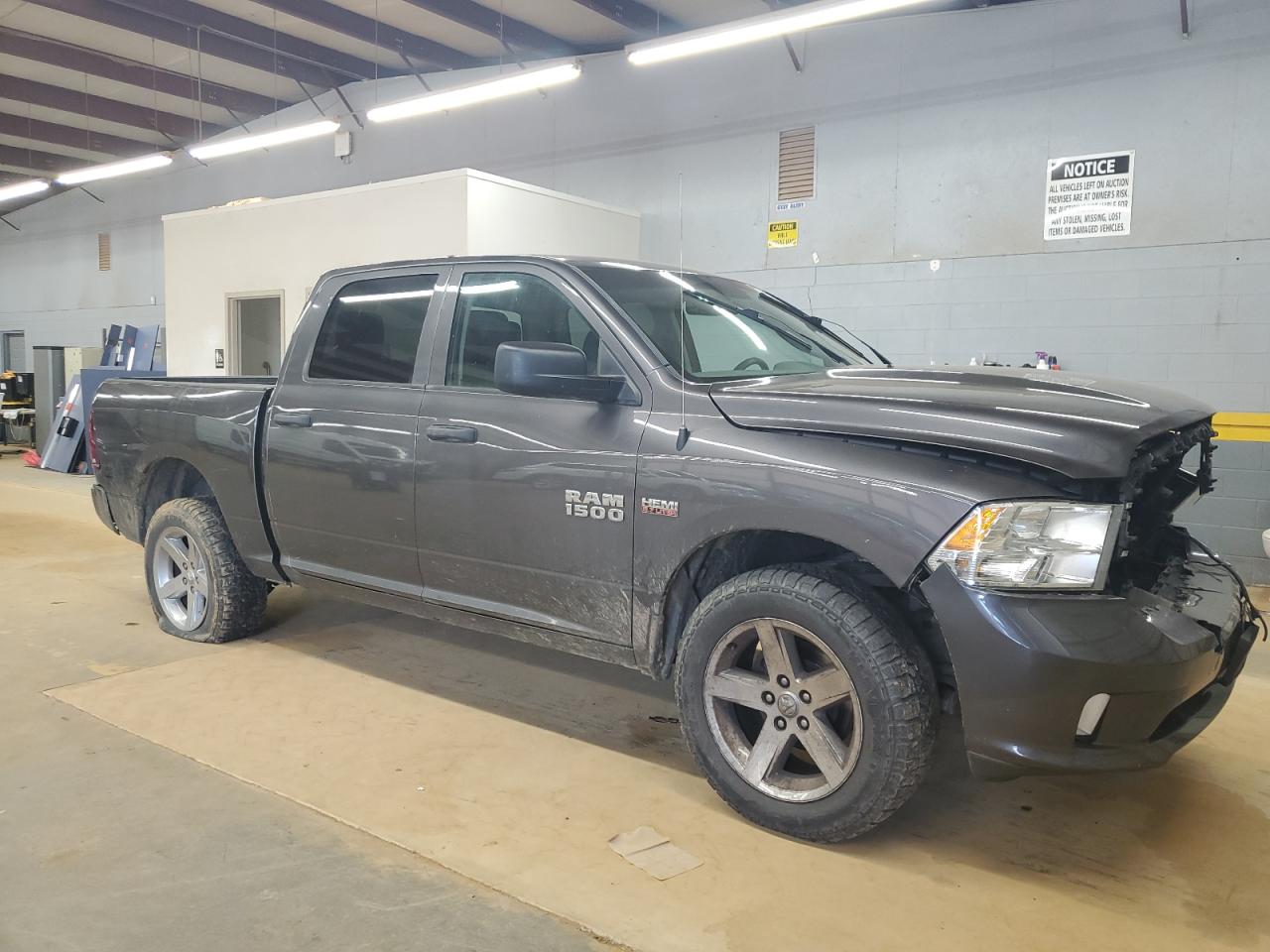 RAM 1500 ST