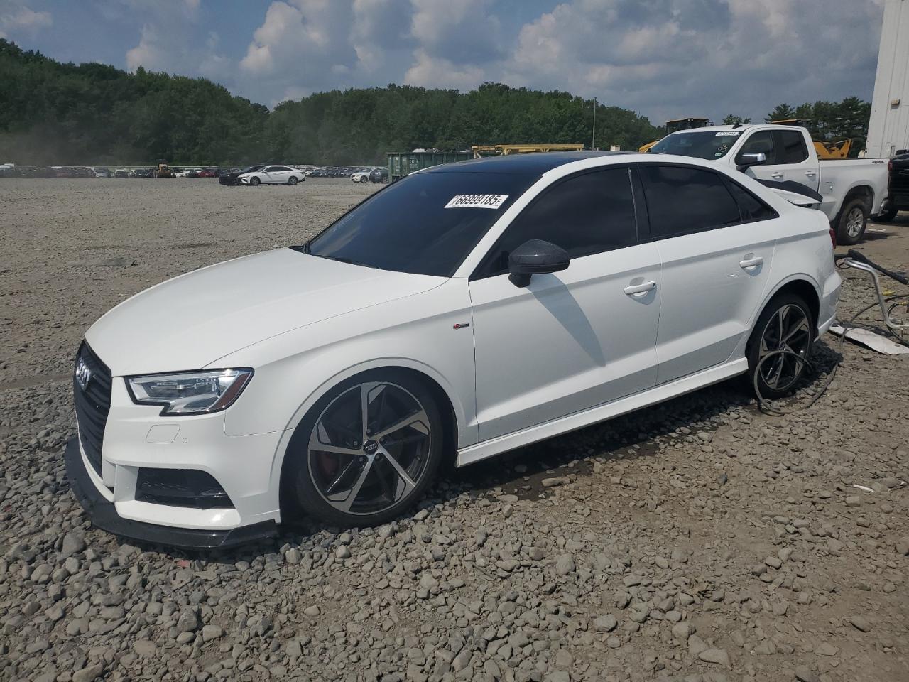 AUDI A3 S-LINE PREMIUM