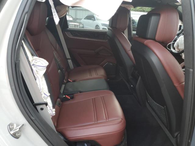 2024 PORSCHE CAYENNE WP1AA2AY2RDA05772