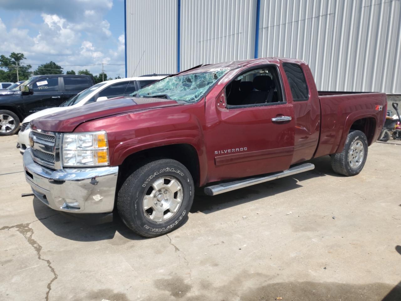 CHEVROLET SILVERADO K1500 LT